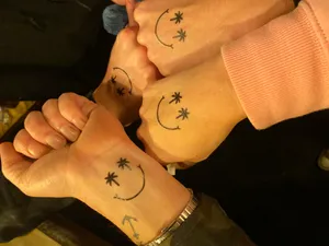 CustomPhoneWalletsNow.com