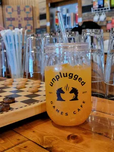 CustomPhoneWalletsNow.com