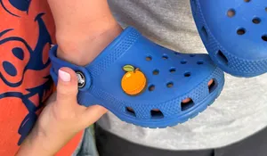 CustomPhoneWalletsNow.com