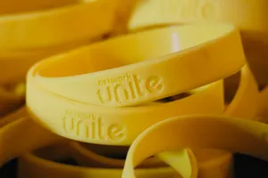 CustomPhoneWalletsNow.com