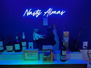 CustomPhoneWalletsNow.com