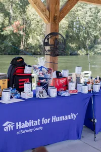 CustomPhoneWalletsNow.com