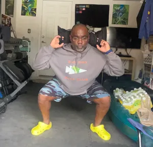 CustomPhoneWalletsNow.com