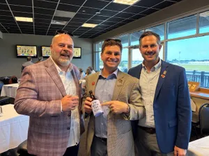 CustomPhoneWalletsNow.com