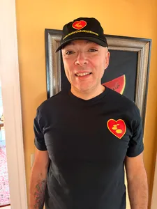 CustomPhoneWalletsNow.com