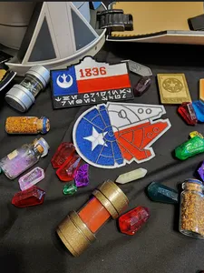 CustomPhoneWalletsNow.com - Embroidered Patches