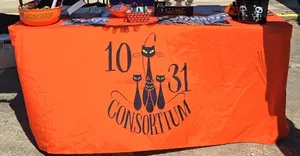 CustomPhoneWalletsNow.com - Custom Rectangle Table Covers