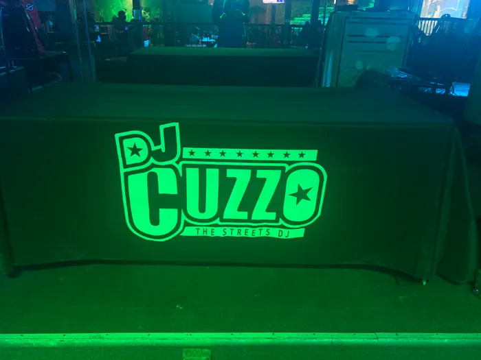 CustomPhoneWalletsNow.com