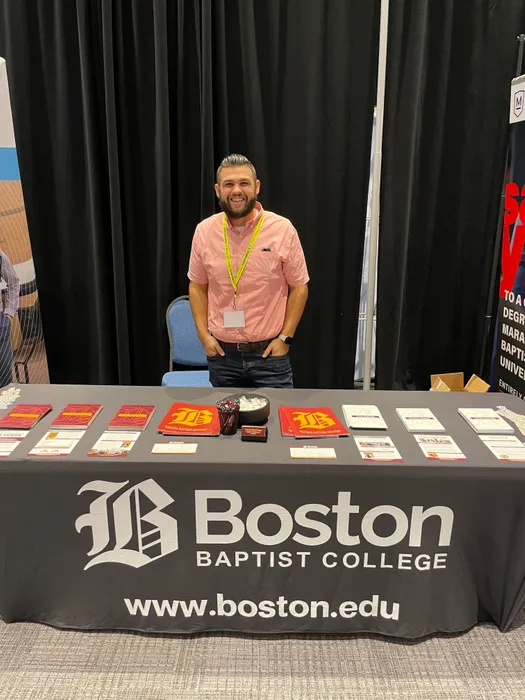 CustomPhoneWalletsNow.com