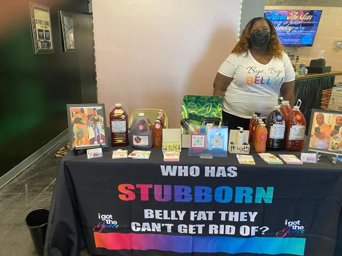 CustomPhoneWalletsNow.com