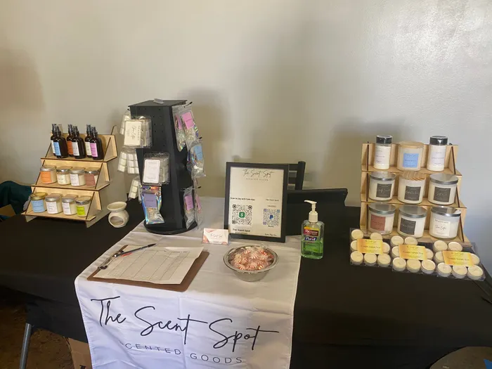 CustomPhoneWalletsNow.com