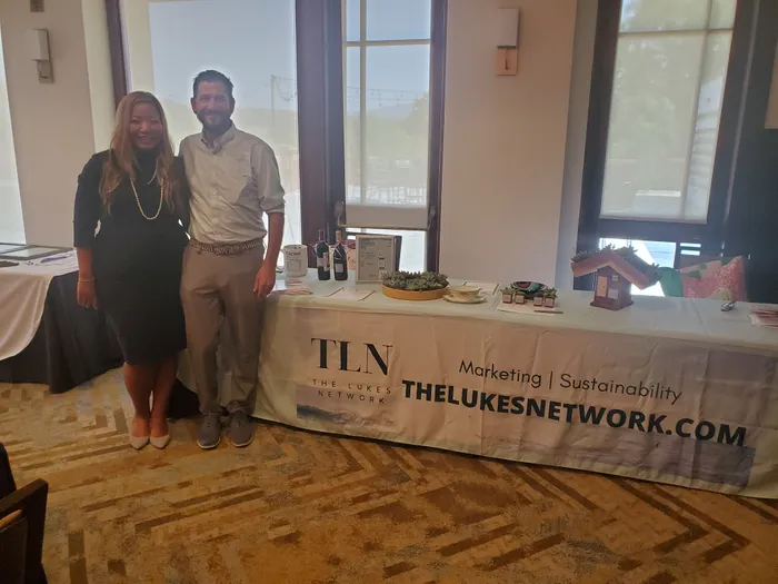 CustomPhoneWalletsNow.com