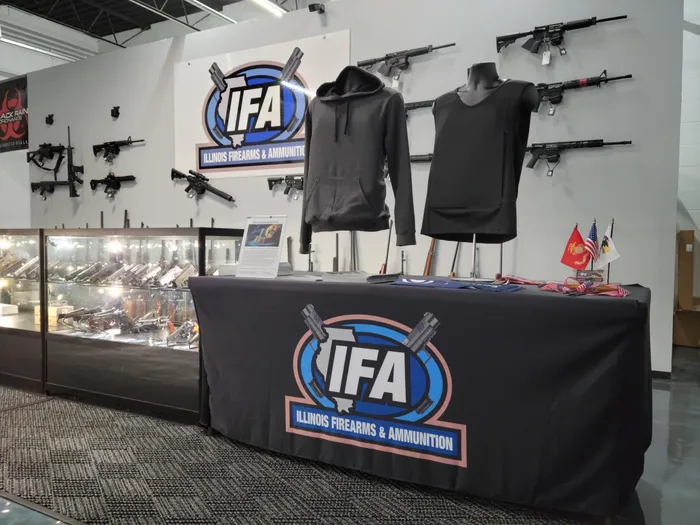 CustomPhoneWalletsNow.com