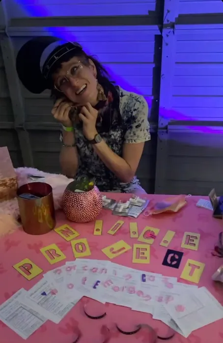 CustomPhoneWalletsNow.com