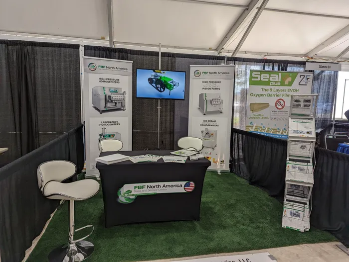 CustomPhoneWalletsNow.com