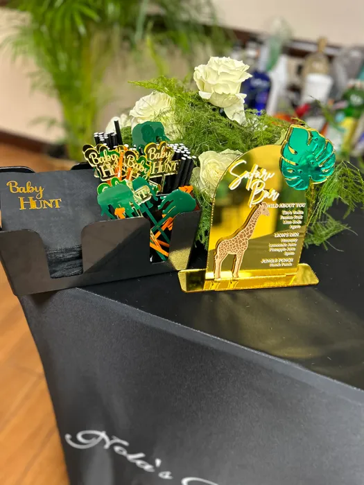 CustomPhoneWalletsNow.com