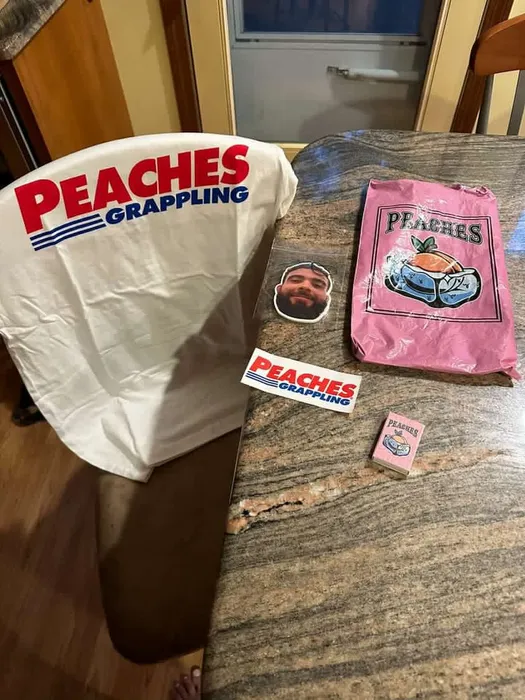 CustomPhoneWalletsNow.com