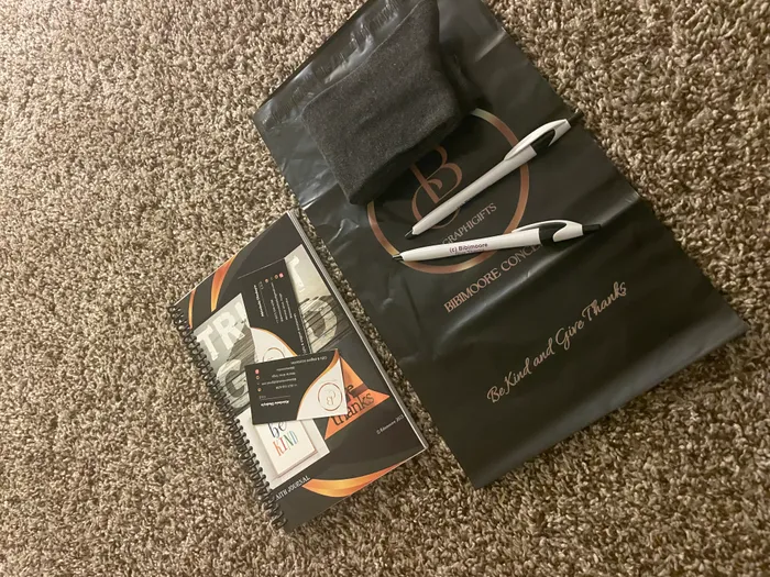 CustomPhoneWalletsNow.com