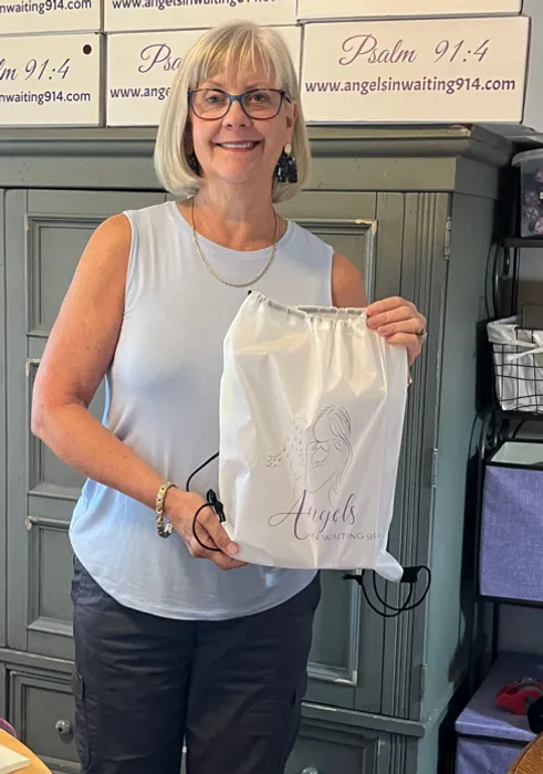 CustomPhoneWalletsNow.com