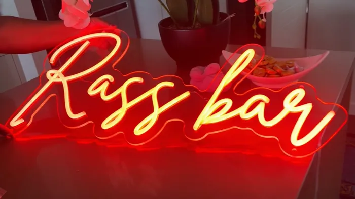 CustomPhoneWalletsNow.com