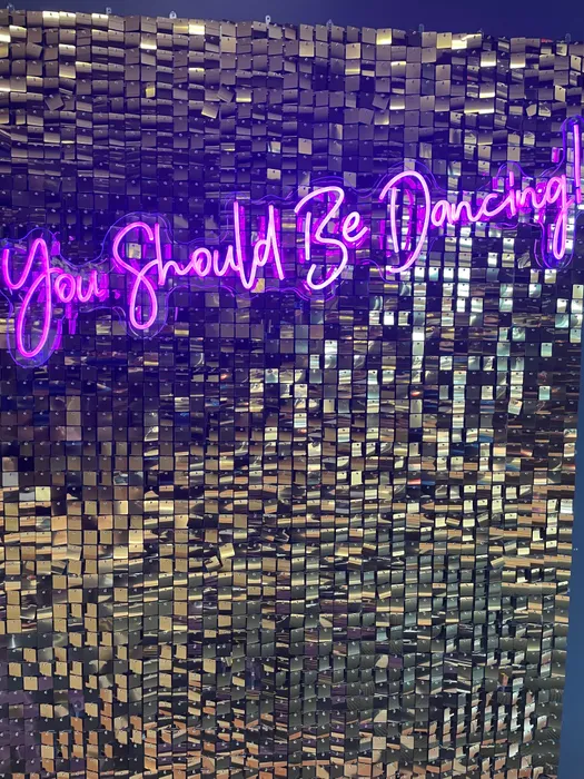 CustomPhoneWalletsNow.com