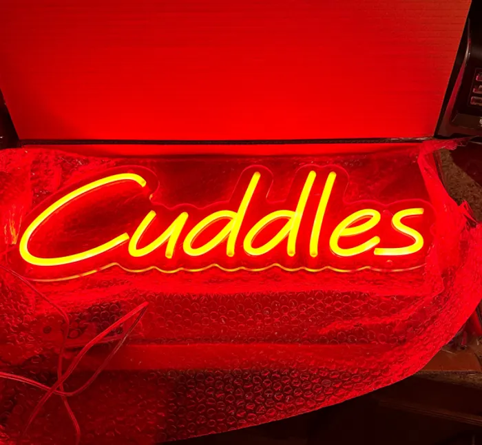 CustomPhoneWalletsNow.com