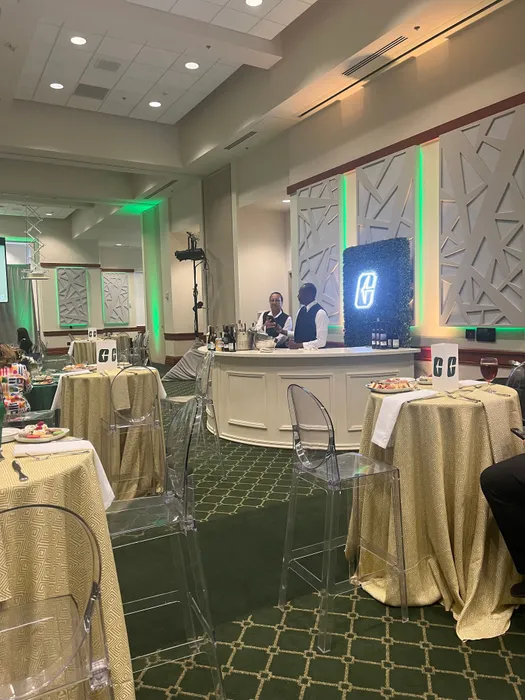 CustomPhoneWalletsNow.com