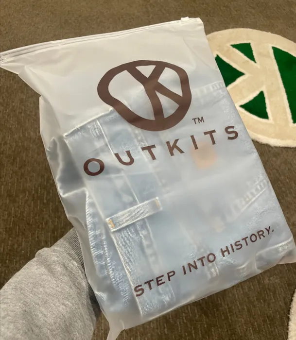 CustomPhoneWalletsNow.com - Zipper Frosted Bag