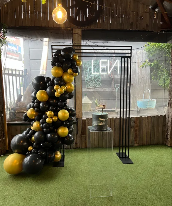 CustomPhoneWalletsNow.com - Custom Neon Sign