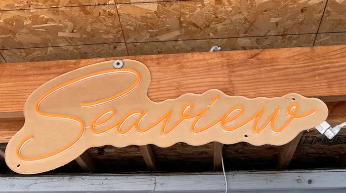 CustomPhoneWalletsNow.com - Custom Neon Sign