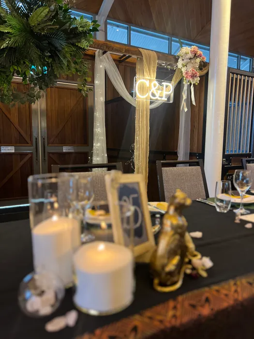 CustomPhoneWalletsNow.com - Custom Neon Sign