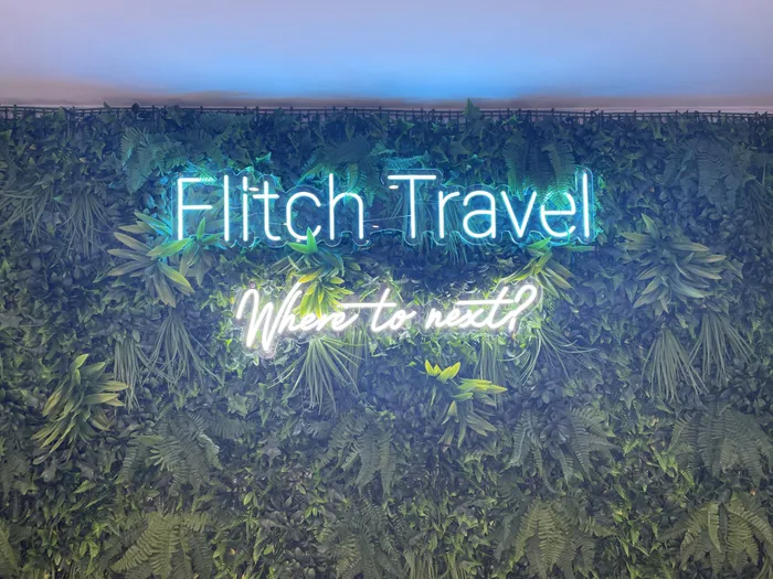 CustomPhoneWalletsNow.com - Custom Neon Sign