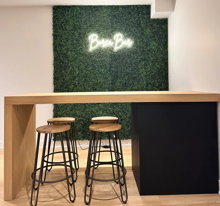 CustomPhoneWalletsNow.com - Custom Neon Sign