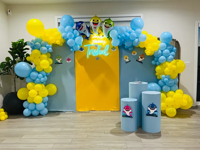 CustomPhoneWalletsNow.com - Custom Neon Sign