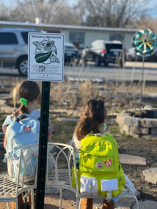 CustomPhoneWalletsNow.com - Hard Enamel Pin