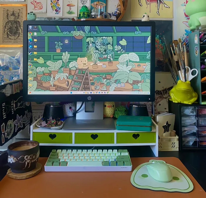 CustomPhoneWalletsNow.com - Custom Shape Die Cut Mouse Pad