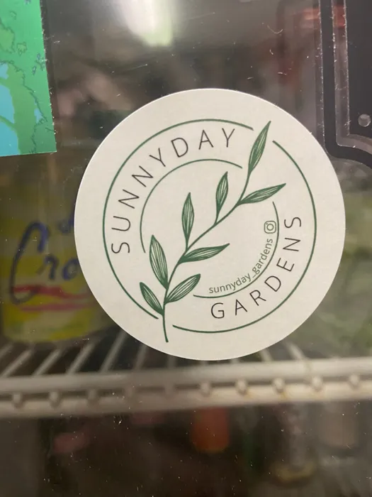 CustomPhoneWalletsNow.com - Circle Stickers