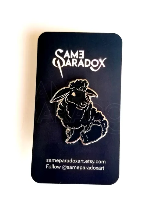 CustomPhoneWalletsNow.com - Hard Enamel Pin