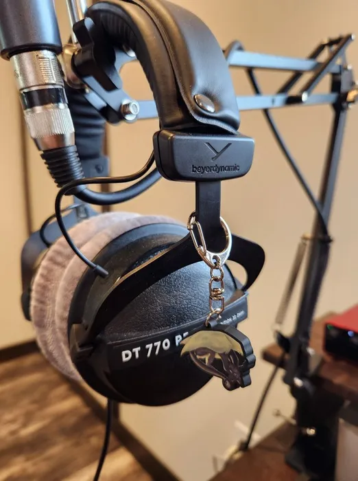 CustomPhoneWalletsNow.com - PVC Keychain