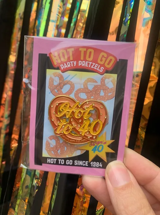 CustomPhoneWalletsNow.com - Hard Enamel Pin