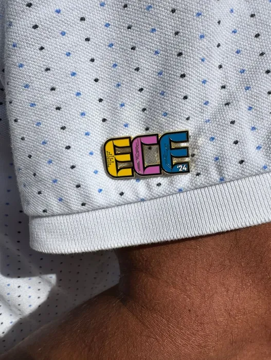 CustomPhoneWalletsNow.com - Hard Enamel Pin