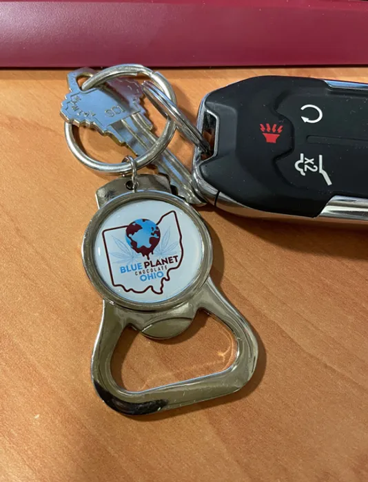 CustomPhoneWalletsNow.com - Bottle Opener Keychain