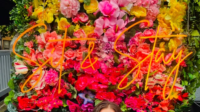 CustomPhoneWalletsNow.com - Custom Neon Sign