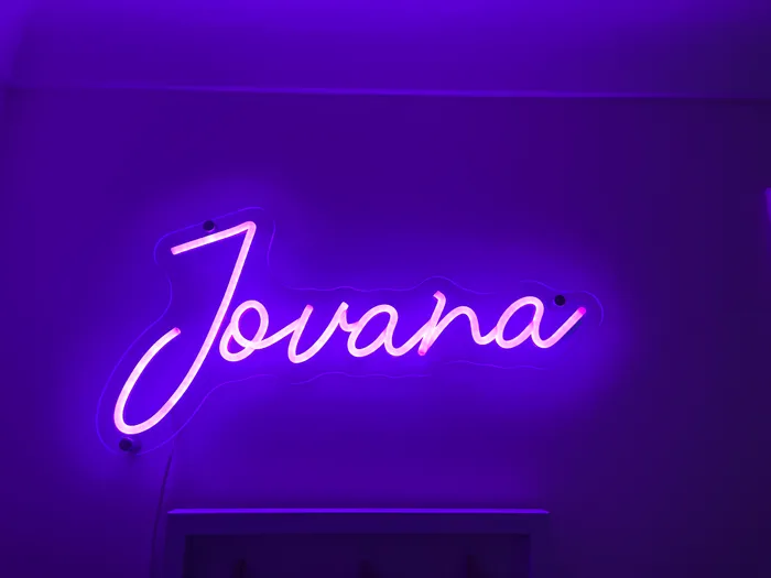 CustomPhoneWalletsNow.com