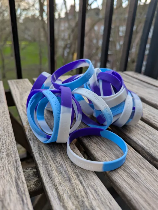 CustomPhoneWalletsNow.com - Debossed