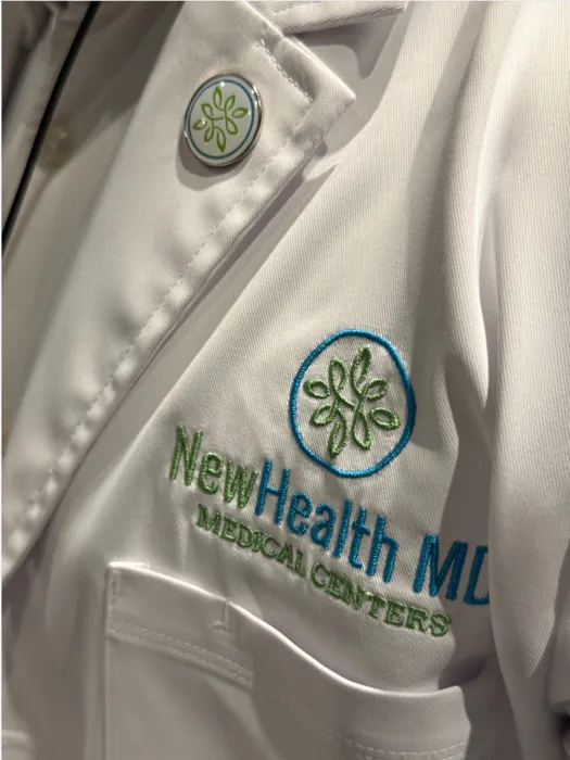 CustomPhoneWalletsNow.com - Epoxy Lapel Pin