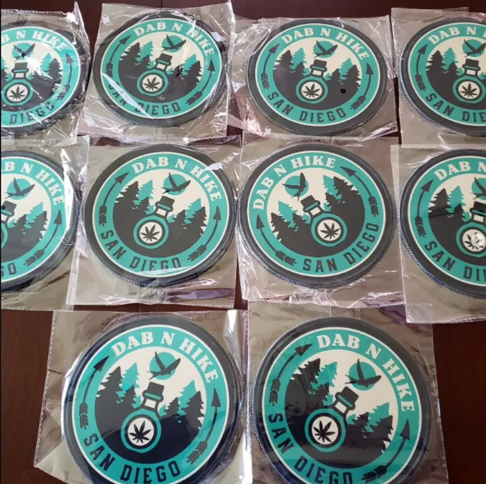 CustomPhoneWalletsNow.com - Custom Round Mouse Pad