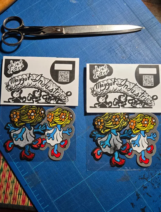 CustomPhoneWalletsNow.com - Embroidered Patches