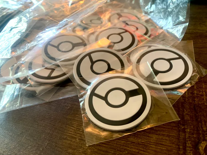 CustomPhoneWalletsNow.com - PVC Patches