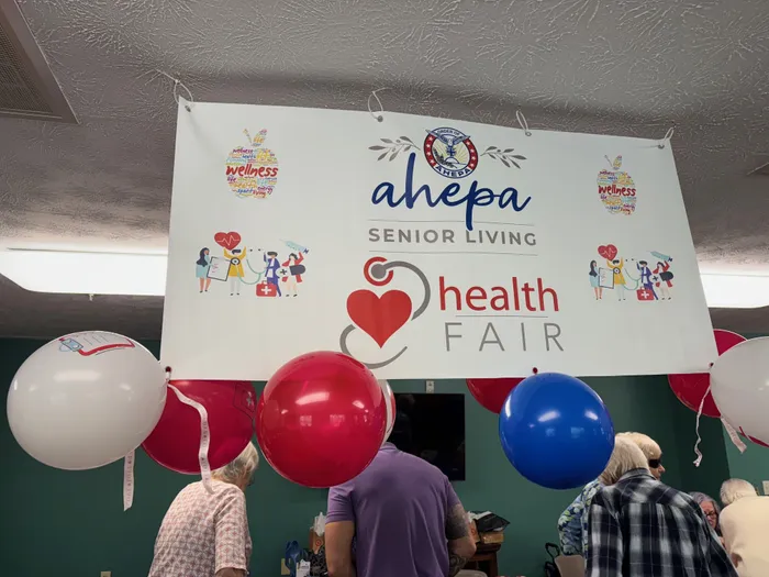 CustomPhoneWalletsNow.com - Custom Rectangle Table Covers